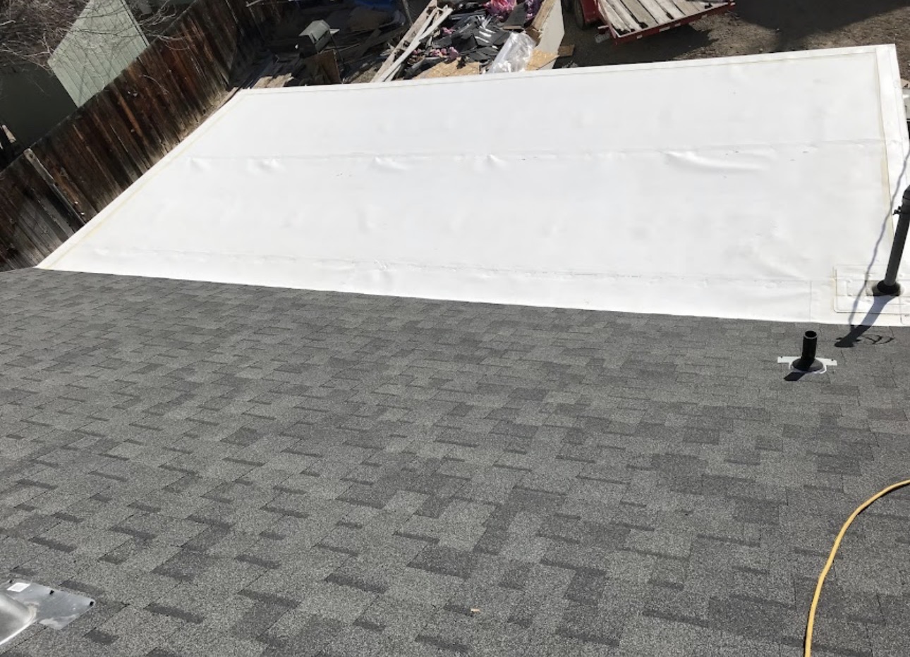 Flat roof coating detail